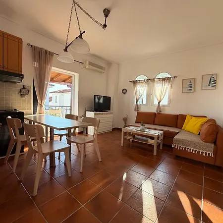 Sea Lavie -180m - Starlink Wifi - Balcony - 2 Bedrooms *
